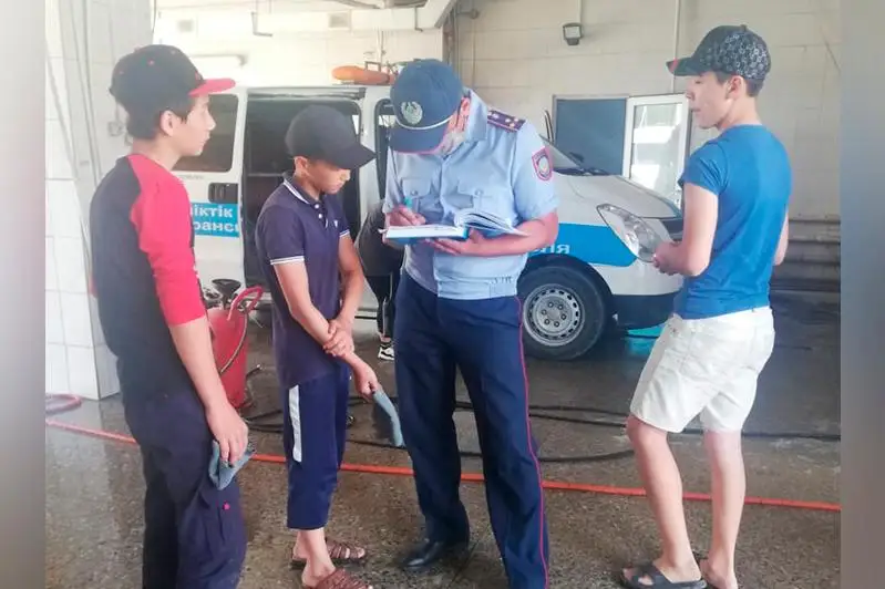 Ақтөбеде балаларды заңсыз жұмысқа салғандар жазаланды