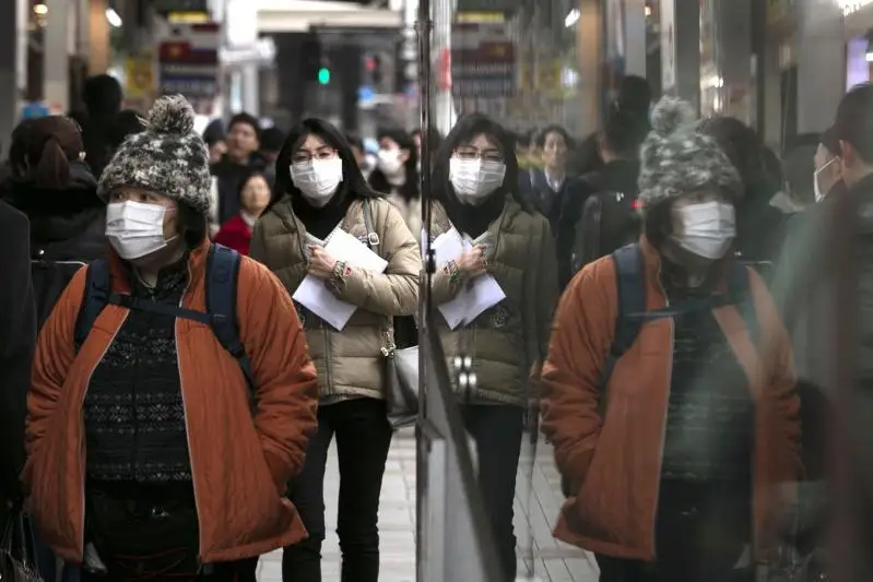 Japonııa koronavırýs saldarynan Qytaı azamattaryna berilgen 2,8 mln vızanyń kúshin joıady