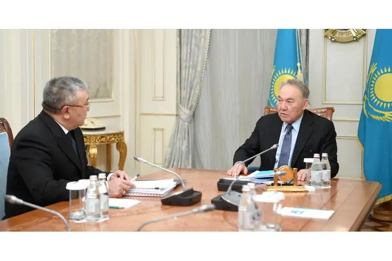 Nursultan Nazarbaev Joǵary Sot Keńesiniń tóraǵasyn qabyldady