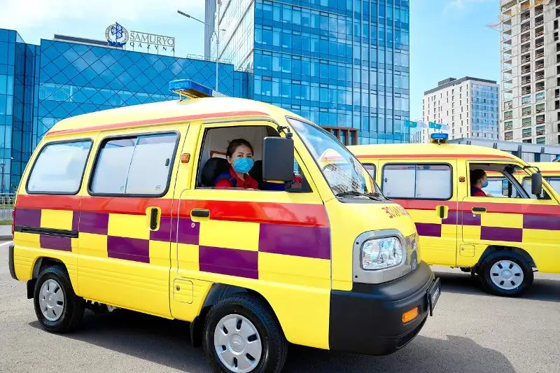 Almaty oblysynyń medıtsınalyq mekemeleri 8 jedel járdem kóligimen tolyqty