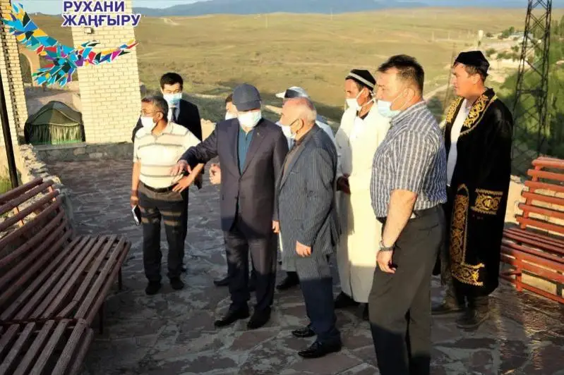 Tarazdaǵy «Qarahan» jáne «Tekturmas» etnotarıhı keshenderi jańǵyrtylyp jatyr