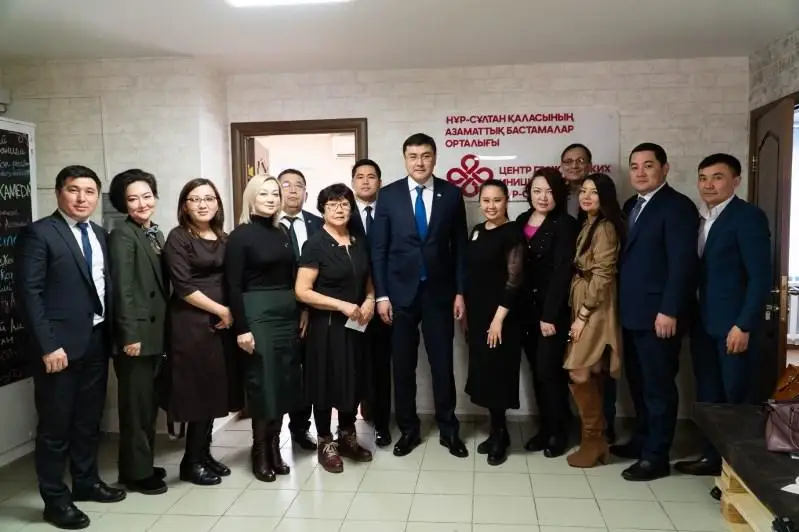 Elordada úkimettik emes uıymdardy qoldaý ortalyǵynyń keńsesi ashyldy