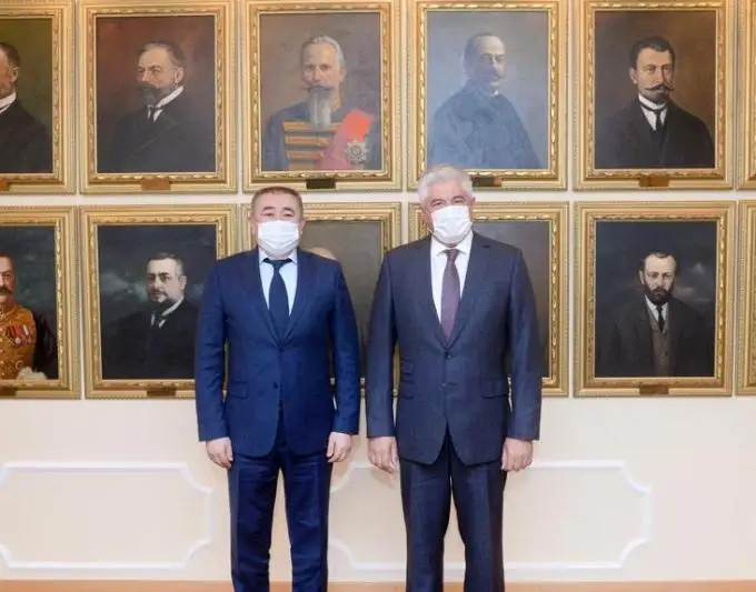 Qazaqstan men Reseı Іshki ister mınıstrleri Máskeýde kezdesti