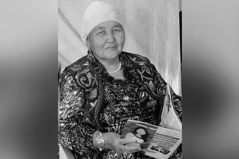 Арыстанбек Мұхамедиұлының анасы Күлімхан Төлендиева өмірден озды
