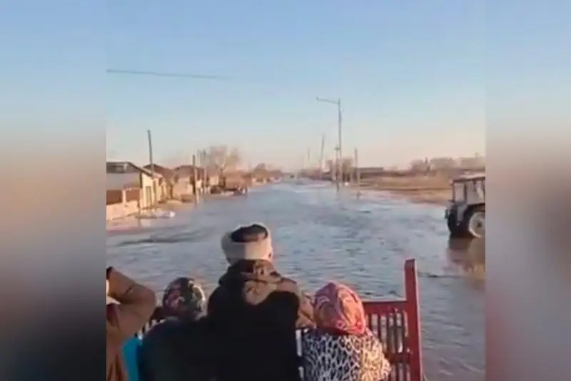 Sý tasqyny: ShQO-nyń Novopokrovka aýylynda jaǵdaı turaqtandy
