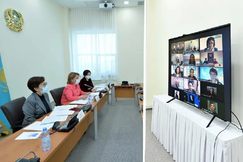 Májilis depýtattary Ortalyq Azııadaǵy kóshbasshy áıelder dıalogynyń konsýltatsııalaryna qatysty