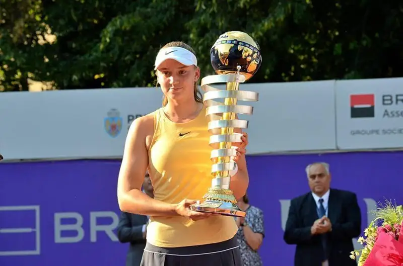 Теннис: Елена Рыбакина Бухарест турнирінің жеңімпазы атанды