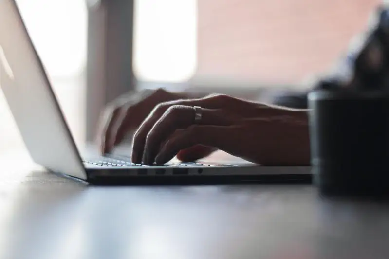 42500 teńge: Eki jerde jumys isteıtinder de ótinish bergen
