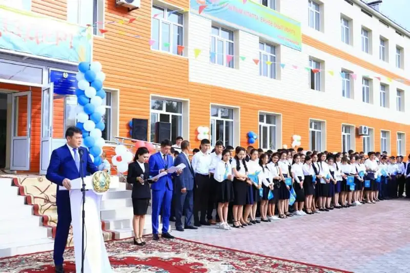 Túrkistan oblysynda jańadan salynǵan 600 oryndyq mektep paıdalanýǵa berildi