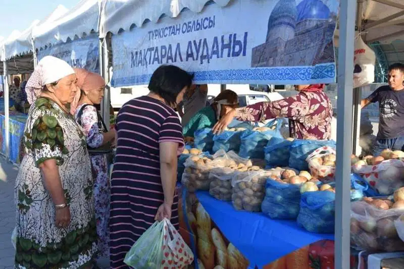 Arystaǵy jármeńkede 150 tonnadan astam ónim usynyldy