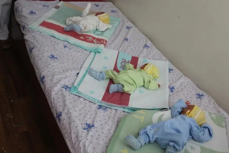 Shý oblysynda bir kúnde eki úshem dúnıege keldi