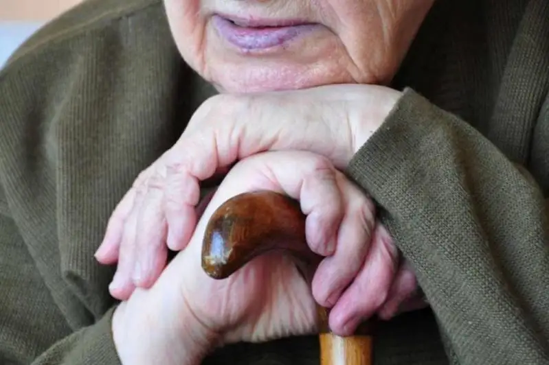ShQO-da qaraqshylar 80 jastaǵy keıýanaǵa shabýyl jasady