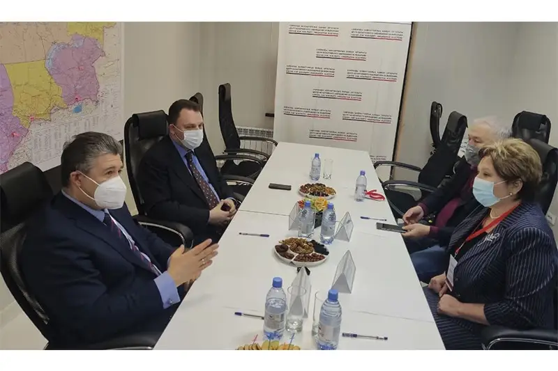 Halyqaralyq baıqaýshylar saılaýdy beıpartııalyq baıqaý ortalyǵynda boldy