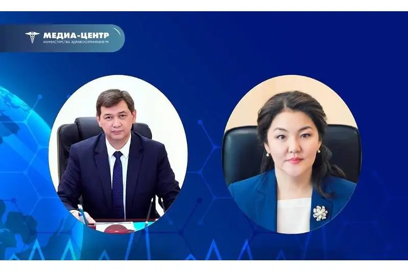 Erlan Qııasov pen Ajar Ǵınııat erteń vaktsınanyń ekinshi dozasyn saldyrady