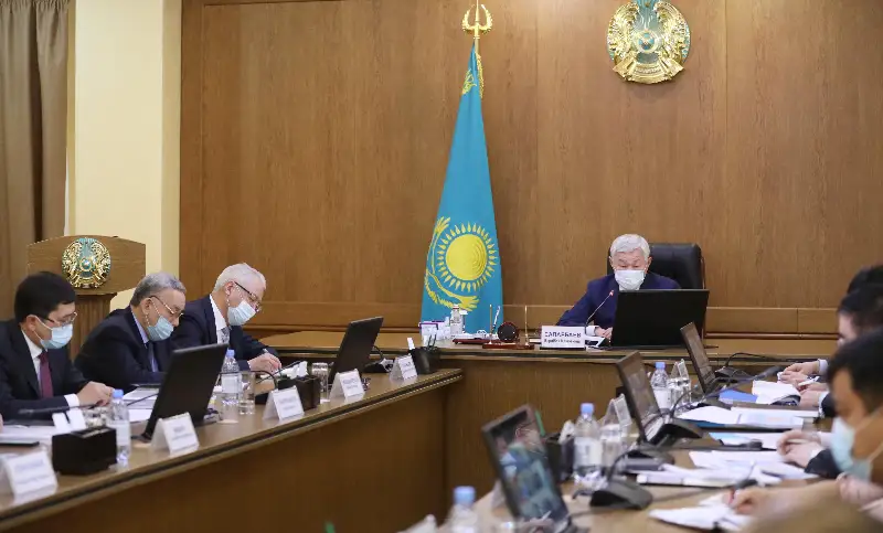 Berdibek Saparbaev aýdan ákimderine: Kabınette otyrmaı, aýylǵa baryp adamdarmen kezdesińizder