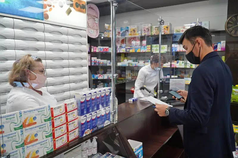 Monıtorıng toby elorda dárihanalarynda koronavırýsty emdeıtin dári-dármektiń bar-joǵyn tekserdi
