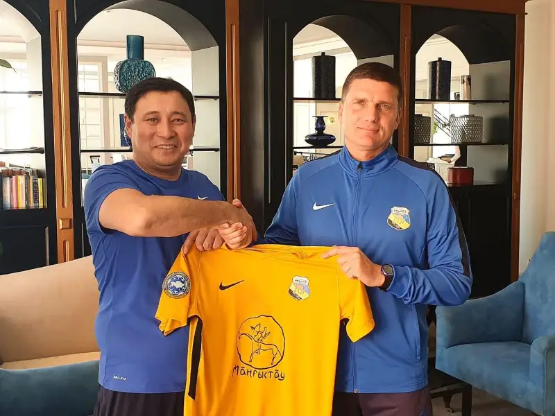 Fýtbol: «Kaspıı» klýbyn serbııalyq bapker jattyqtyrady