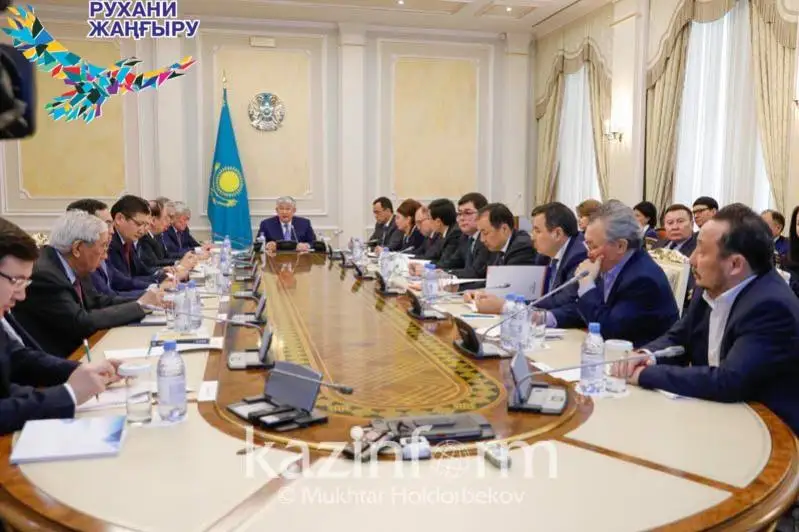 Qyrymbek Kósherbaev: Ulttyq dástúrlerdi el birligine paıdalaný kerek