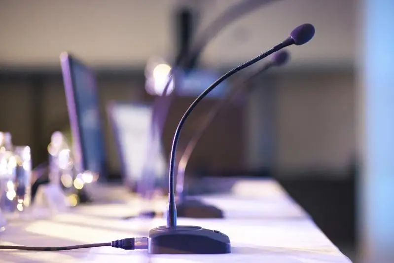 1 sáýirde ótetin baspasóz konferentsııalarynyń kestesi
