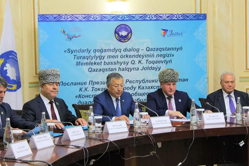Qazaqstan halqy Assambleıasy Prezıdent joldaýyn talqylady
