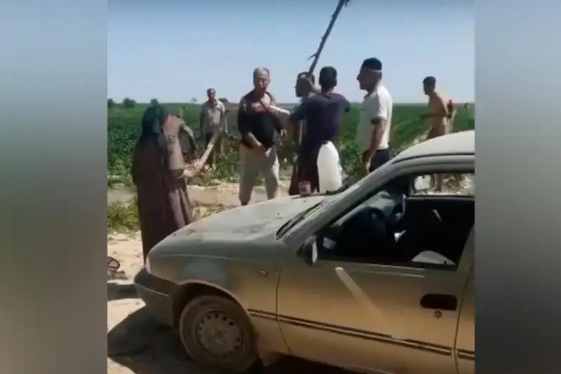 Jetisaıda egistik alqabynda jappaı tóbeles boldy: 12 adam jaraqat alǵan