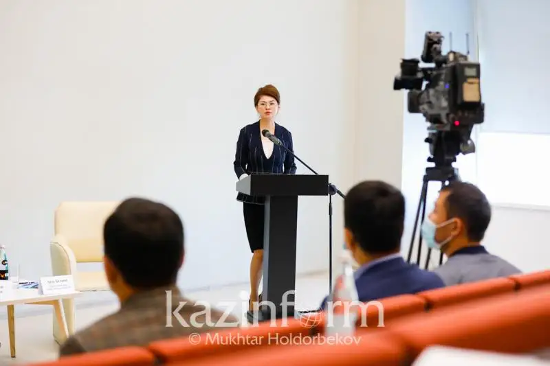 Qoǵamdyq baqylaý júrgizetin uıymdar tizimin ulǵaıtý kerek – mınıstr