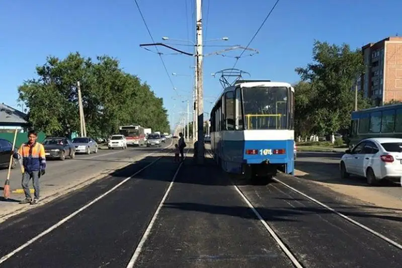 Óskemende tramvaı relsiniń qıylystaryna rekonstrýktsııa jasalady