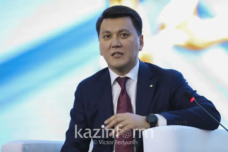 Erlan Qarın: Prezıdent lıberalızatsııaǵa den qoıyp otyrǵanyn taǵy bir márte dáleldedi