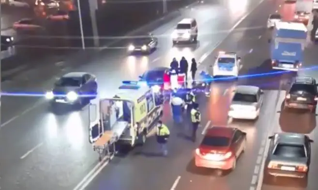 Almaty kósheleri muz aıdynyna aınaldy: Qalada birneshe jol apaty boldy
