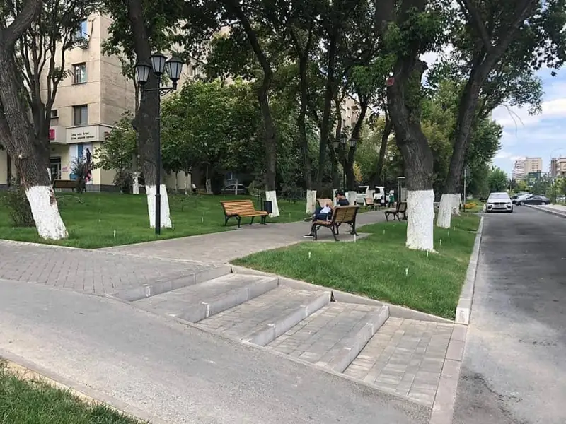 Shymkent qalasyndaǵy eki gúlzar jańartyldy