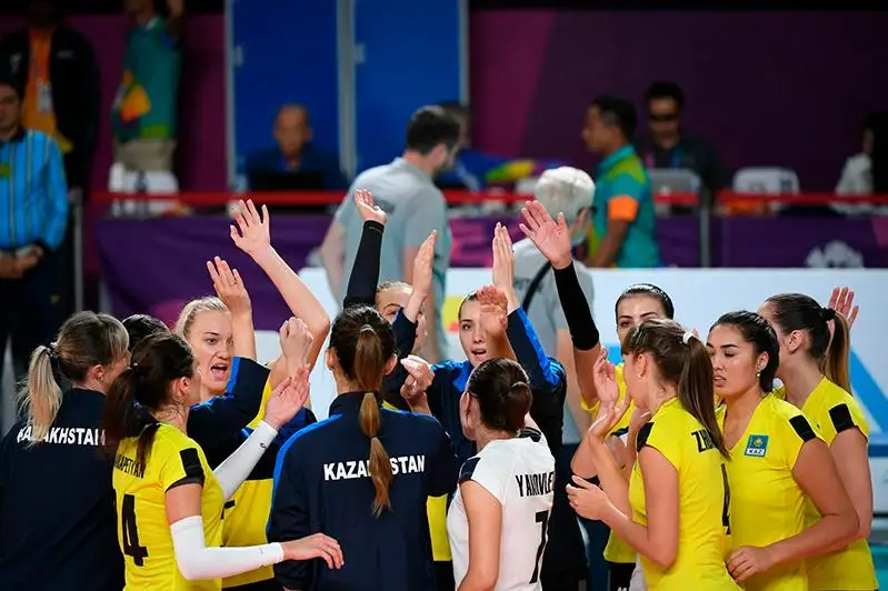 Voleıbol: Qazaqstan áıelder quramasy irikteý týrnıriniń jartylaı fınalyna shyqty