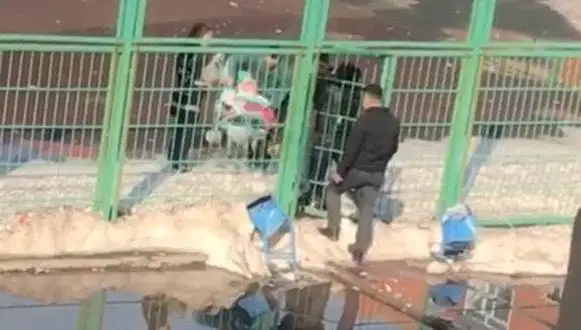 Tótenshe jaǵdaı kezinde polıtsııaǵa judyryq ala júgirgen aqmolalyq qamaýǵa alyndy