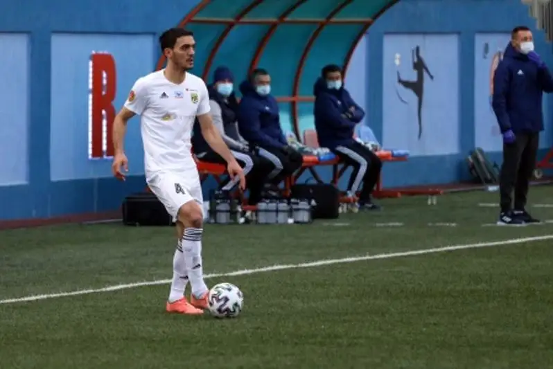 Qostanaıdyń «Tobyly» alty fýtbolshymen qoshtasty