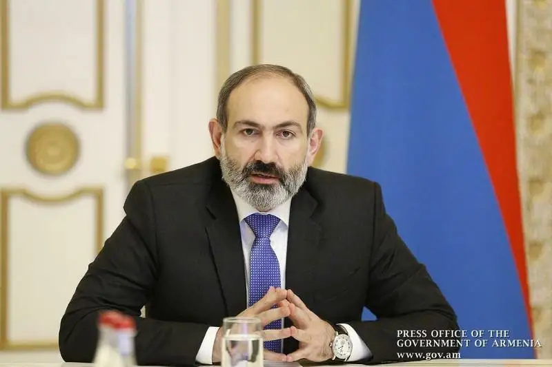 249 adam aýrý juqtyrdy: Armenııa tótenshe jaǵdaı rejımin kúsheıtti