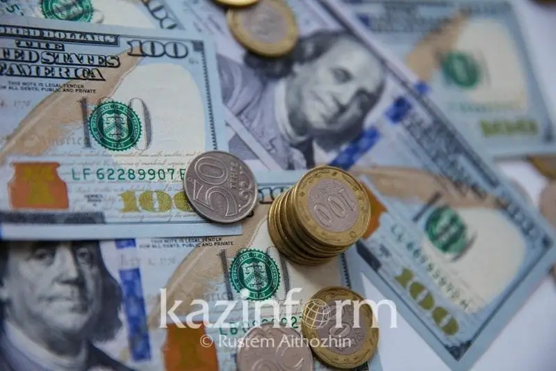 Dollardyń resmı baǵamy 419 teńgeni qurady