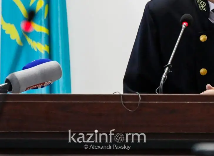 Aqtóbede jalǵan fırmalar arqyly qarjy jymqyrǵandar sottaldy