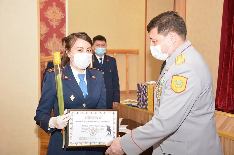 SQO polıtsııasynda 400-ge jýyq qyz-kelinshek qyzmet atqarady