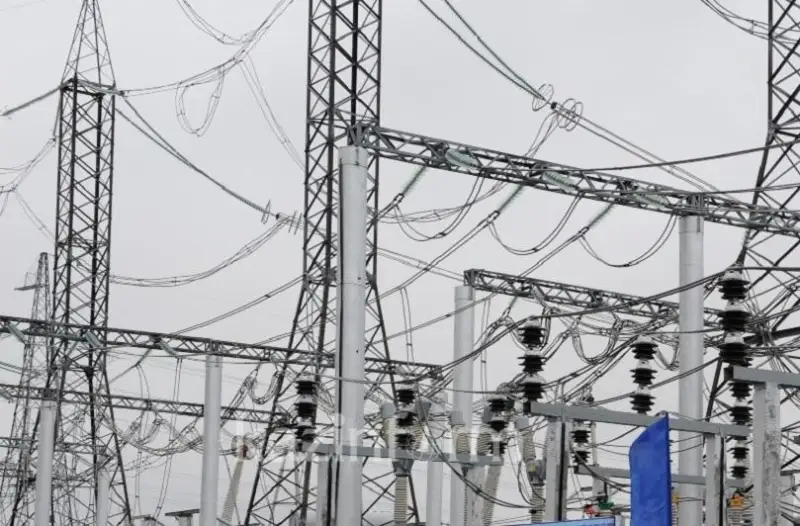 Qazaqstan Ózbekstanǵa elektr energııasyn eksporttaýda