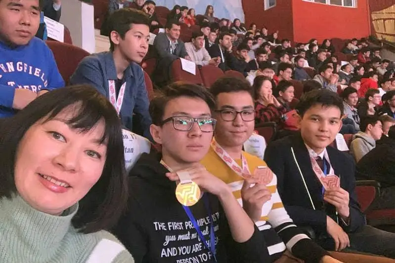 Pavlodarlyq oqýshy halyqaralyq olımpıadada úsh jyl qatarynan altyn medal ıelendi