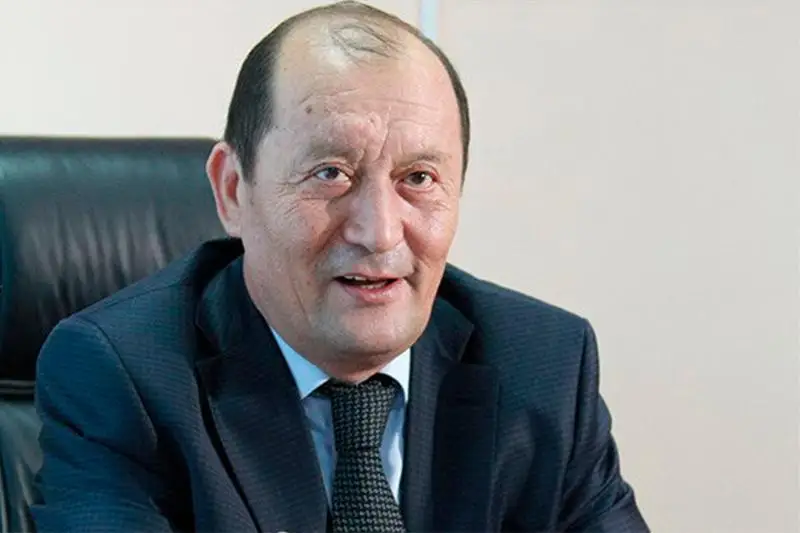 Sý resýrstary komıtetiniń eks-basshysy Islam Ábishev para alǵany úshin sottaldy
