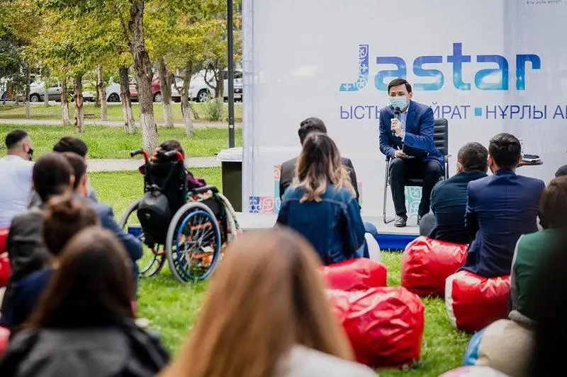 Altaı Kólginov astana jastarymen kezdesti