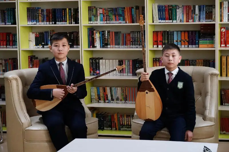 Abaı-175: Semeılik dombyrashy balalar respýblıkalyq baıqaýda top jardy