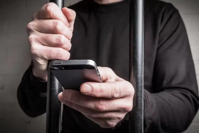 Taraz túrmesine telefon kirgizbek bolǵan azamat ustaldy