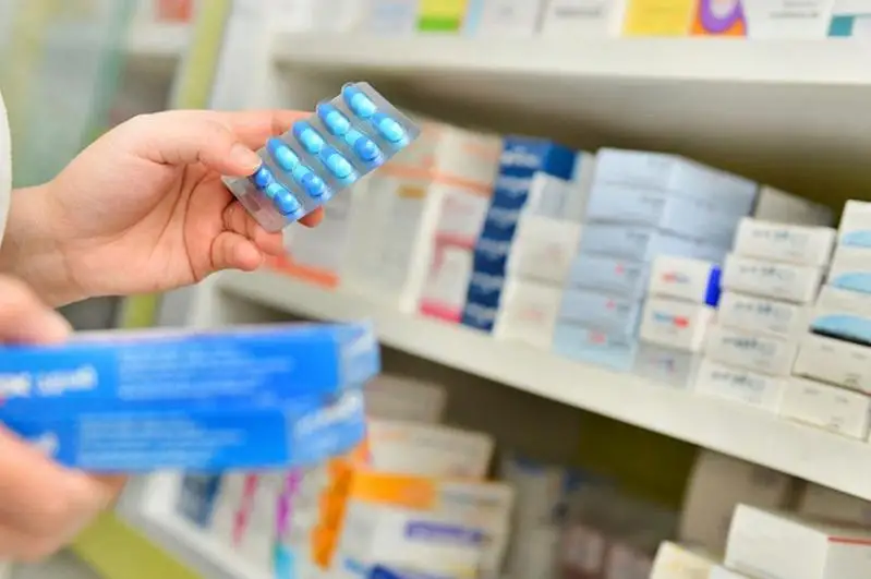 Ruqsatsyz jumys istegen dárihanalar 2,7 mln teńge aıyppul tóleıdi