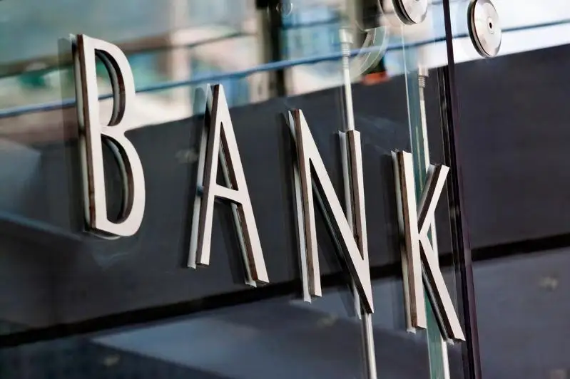 Qazaqstandyq bankter bólimshelerin jappaı qysqartyp jatyr