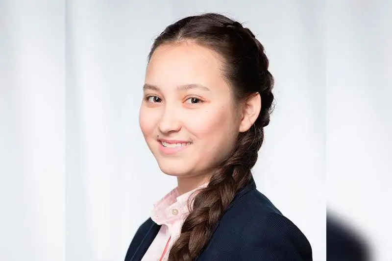 Shahmatshy Jansaıa Ábdimálik Almaty qalasy máslıhatynyń depýtaty boldy
