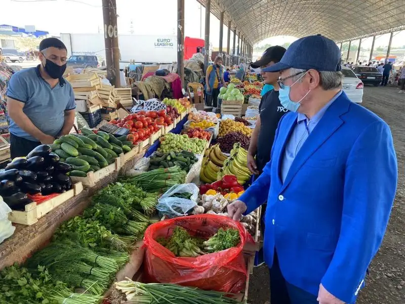 Berdibek Saparbaev bazar basshylaryna eskertý jasady
