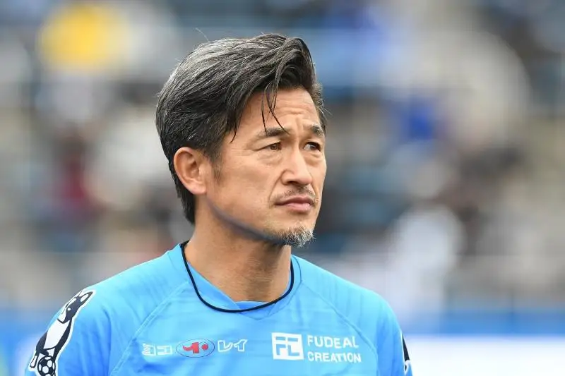 Japonııalyq 53 jasynda fýtbol klýbymen kelisimshartty uzartty