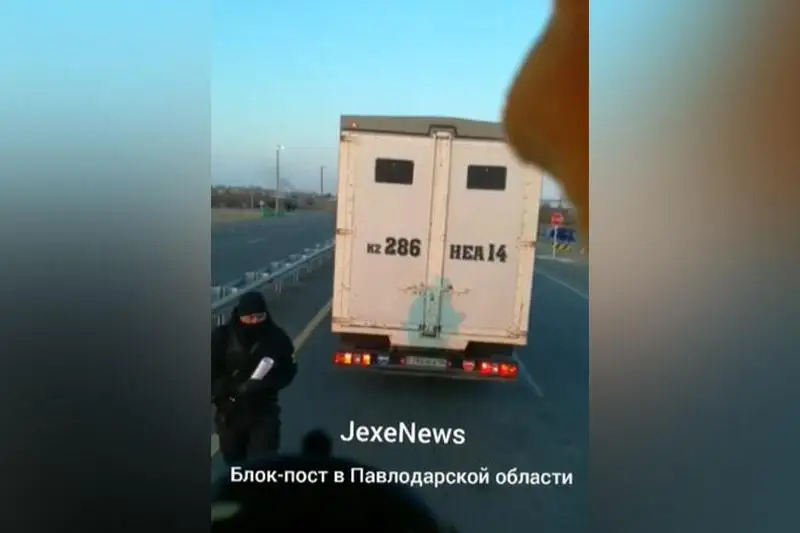 Kólik júrgizýshisinen «qaıyr suraǵan» arnaıy jasaq qyzmetkeri jumystan qýylady