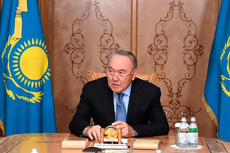 Elbasy Qazaqstannyń Reseıdegi elshisi Ermek Kósherbaevty qabyldady